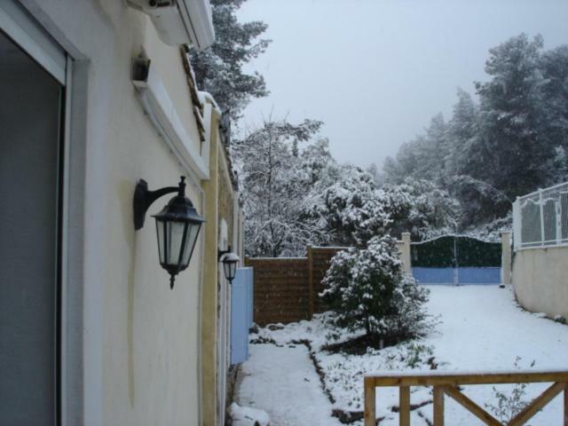 En Pleine Nature, Calme, La Maison De Jade, Chambre Climatisee Coustouge エクステリア 写真